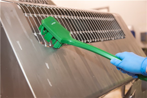 Perie UST cu maner lung si peri duri 395 mm, Vikan, roz