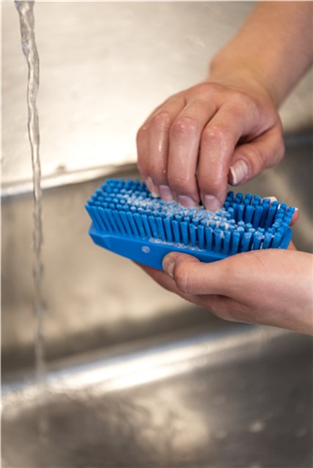 Perie de mana/unghii S 130 mm,peri duri, Vikan, roz