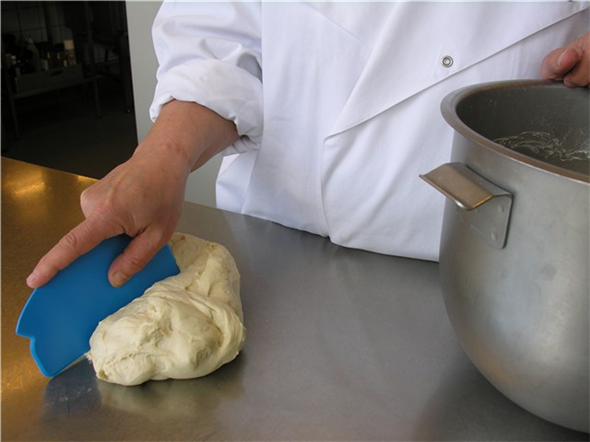 Scraper flexibil 165 mm, metal detectabil, Vikan, verde