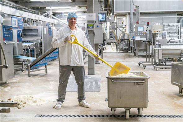 Lopata ergonomica 1310 mm, Vikan, verde